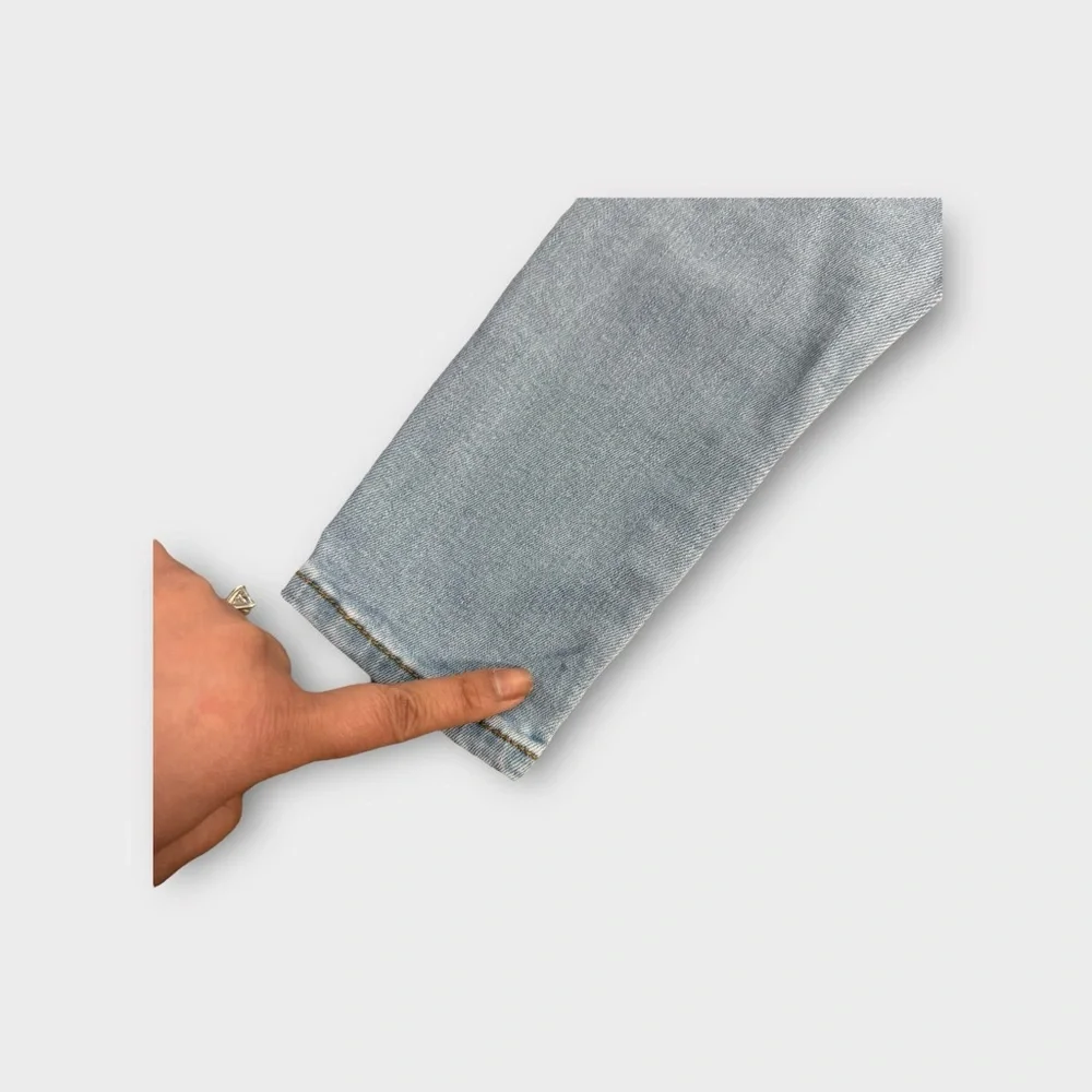 Zara Light Washed Jeans